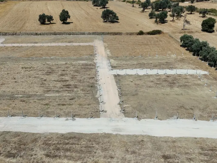 İZMİR ÇİLEMEDE SATILIK RESMİ TAPULU 290 M2 KÖYE YAKIN BAHÇELER