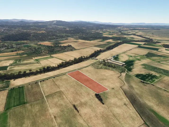 BERGAMA BOZKÖY SATILIK MÜSTAKIL SULU TARLA