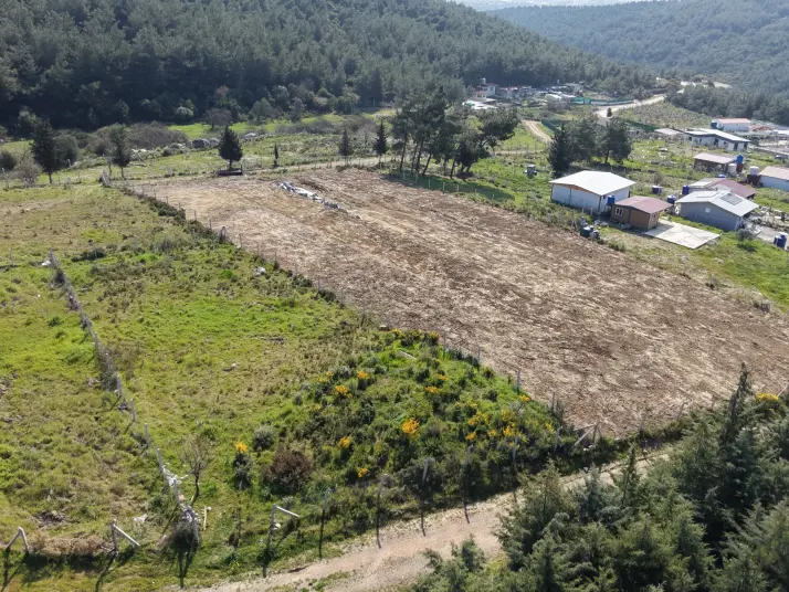 İZMİR GÖRECEDE SATILIK TAPULU 756 M2 HAVAALANI VE MERKEZE ÇOK YAKIN BAHÇE