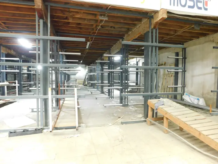 Çamdibi&#39;nde Kiralık 1500 M² Depo &#38; Fabrika Alanı