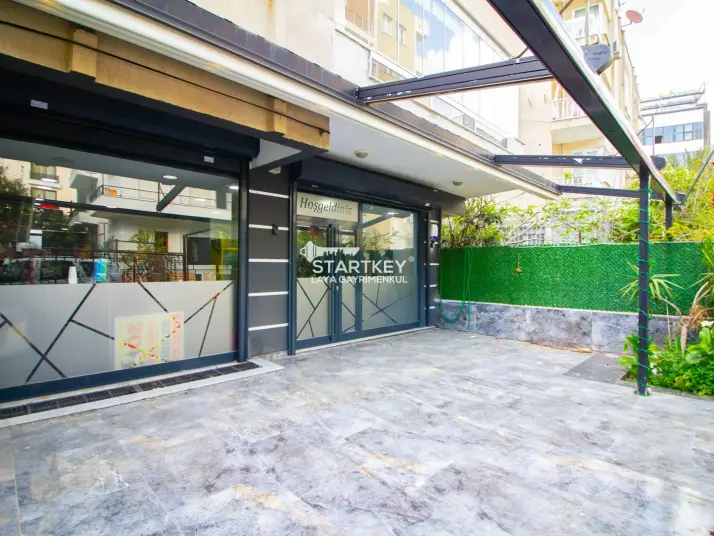 KUŞADASI CUMHURİYET MAHALLESİ’NDE DEPOLU + ÇİFT BAHÇELİ SATILIK DÜKKAN