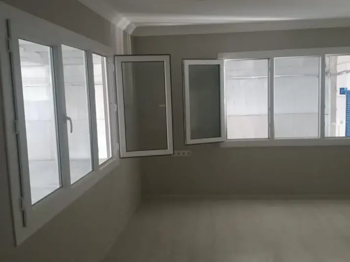 Oğlananası&#39;nda 1000 m2 satılık depo