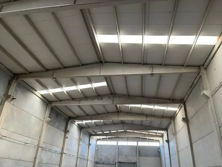 MENDERES&#39;DE 1750 M2 KİRALIK DEPO