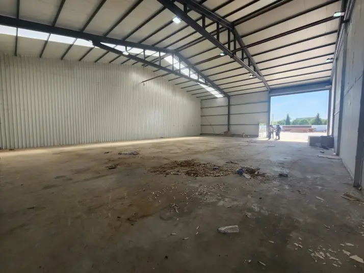 ÜÇ ELMASTAN ÜRETİME UYGUN 20 KW ENERJİYE SAHİP 450 M²MUHTEŞEM İŞ YERİ