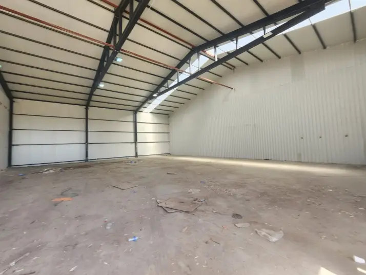 ÜÇ ELMASTAN ÜRETİME UYGUN 20 KW ENERJİYE SAHİP 450 M²MUHTEŞEM İŞ YERİ