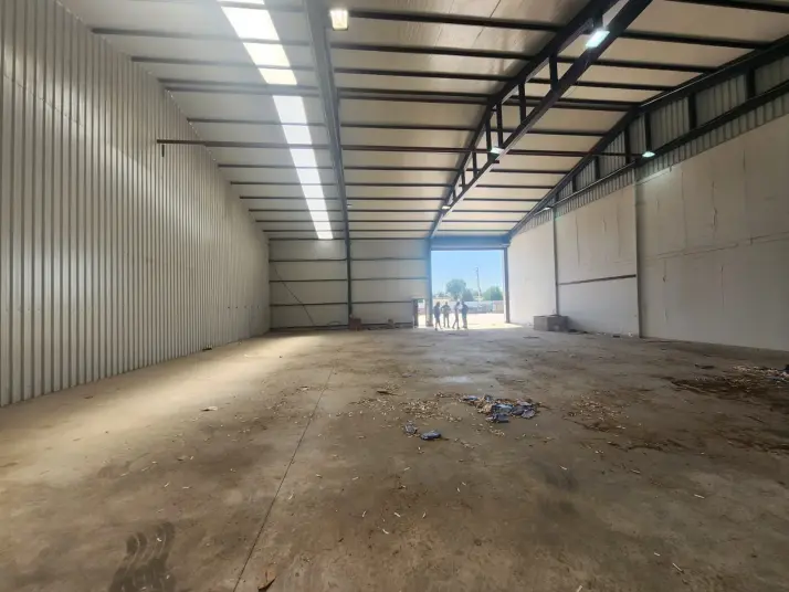 ÜÇ ELMASTAN ÜRETİME UYGUN 20 KW ENERJİYE SAHİP 450 M²MUHTEŞEM İŞ YERİ