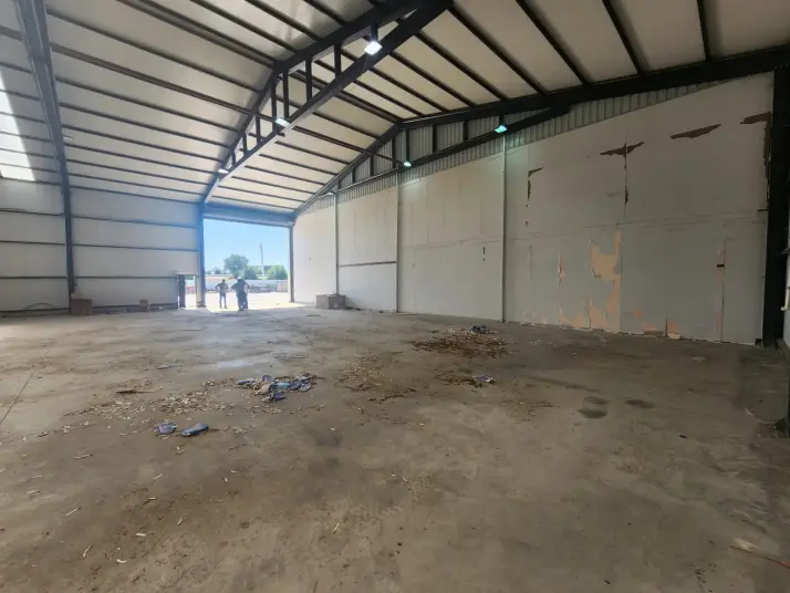 ÜÇ ELMASTAN ÜRETİME UYGUN 20 KW ENERJİYE SAHİP 450 M²MUHTEŞEM İŞ YERİ