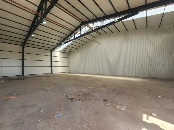 ÜÇ ELMASTAN ÜRETİME UYGUN 20 KW ENERJİYE SAHİP 450 M²MUHTEŞEM İŞ YERİ