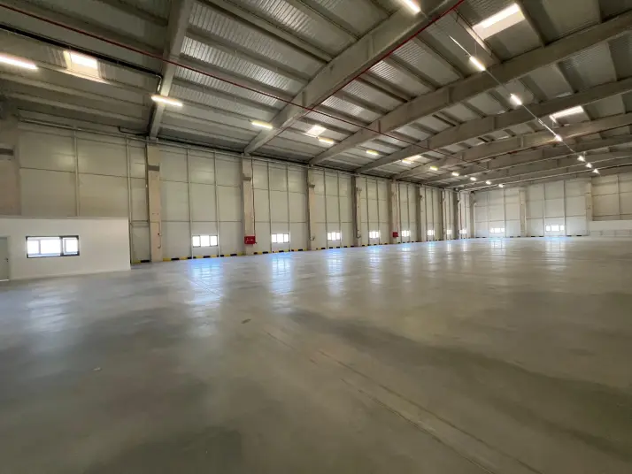 ÜÇ ELMASTAN 2.500 M²KAPALI-2.500 M²AÇIK 400 KW ENERJİLİ FABRİKA