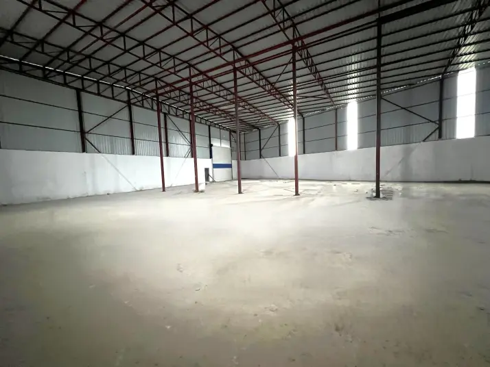 ÜÇ ELMASTAN KISIK SANAYİNİN YANINDA 1.000 M² MUHTEŞEM BİR DEPO