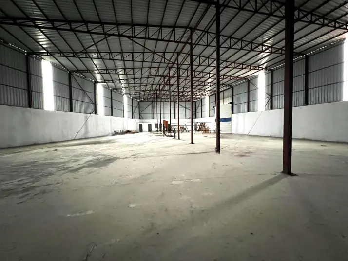 ÜÇ ELMASTAN KISIK SANAYİNİN YANINDA 1.000 M² MUHTEŞEM BİR DEPO