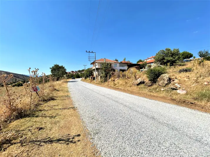 Turyaptan Manisa Salihli Kemer Kalede İmarlı Arsa