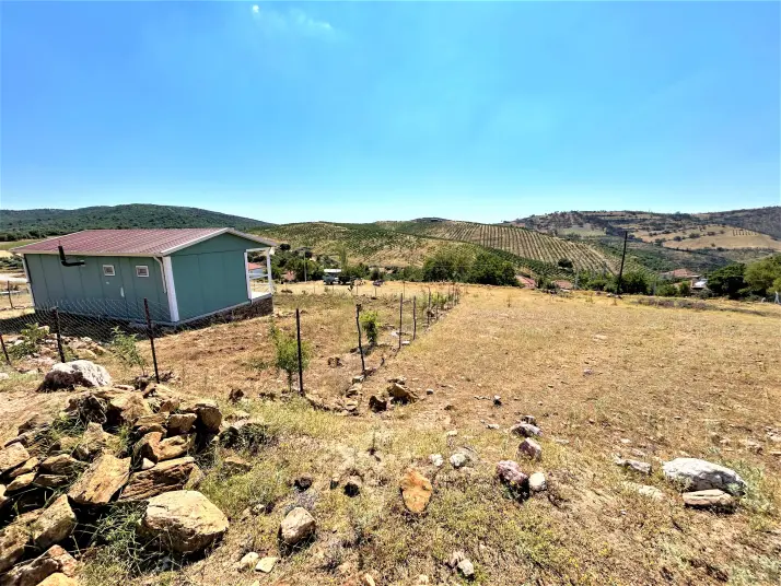 Turyaptan Manisa Salihli Kemer Kalede İmarlı Arsa