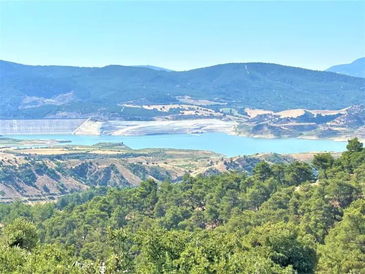 Turyaptan Manisa Salihli Kemer Kalede İmarlı Arsa