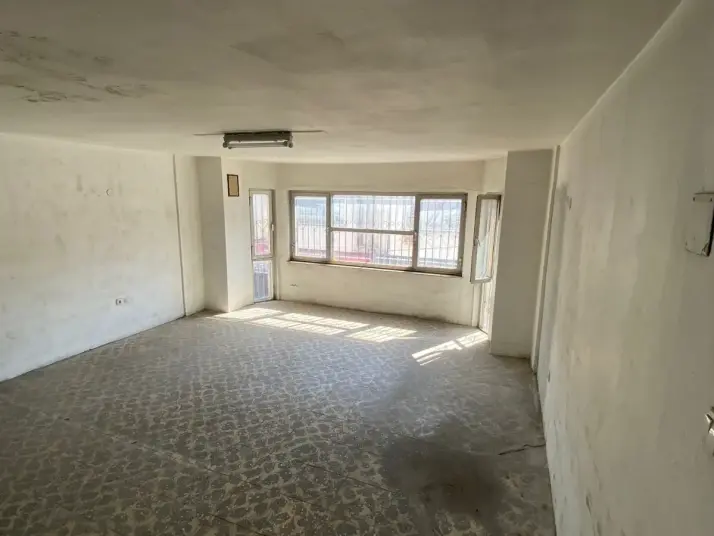 İZMİR GIDA HIRDAVATÇILAR ÇARŞISINDA KİRALIK DÜKKAN