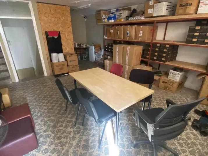 İZMİR GIDA HIRDAVATÇILAR ÇARŞISINDA KİRALIK DÜKKAN