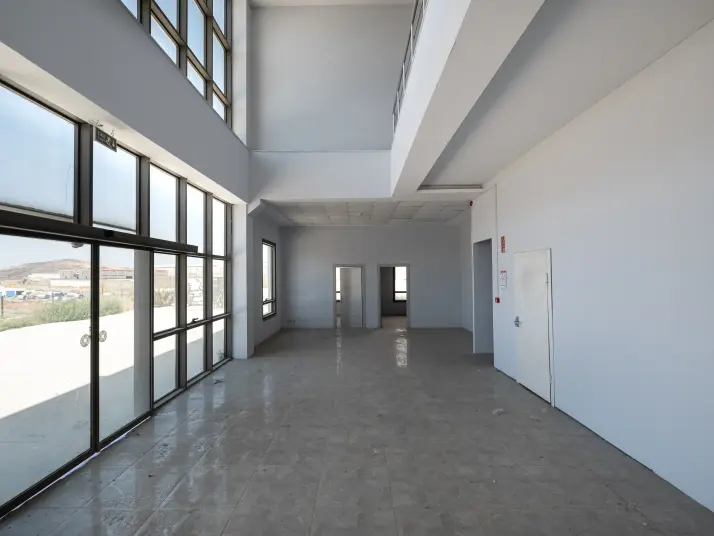 ALOSBİ’DE 2.800 m² KAPALI ALANLI KİRALIK FABRİKA