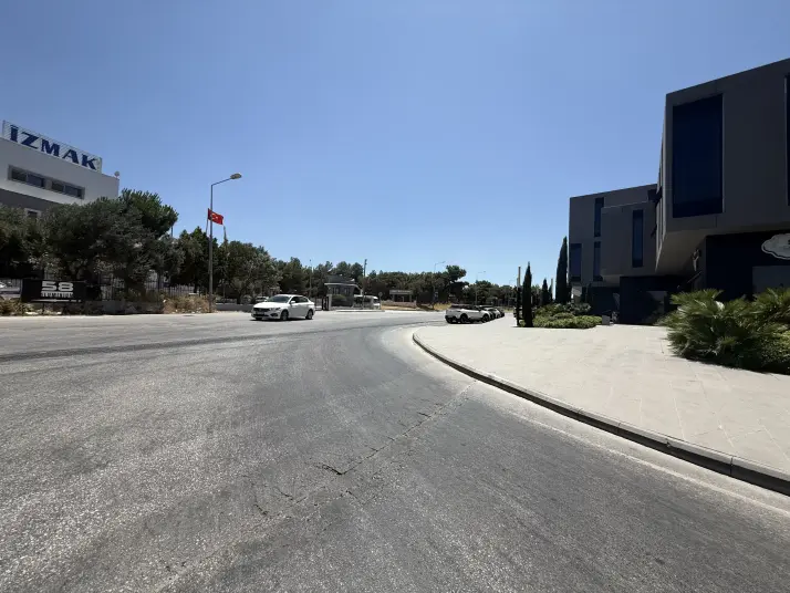 Sarnıç’ta Kiralık Fabrika