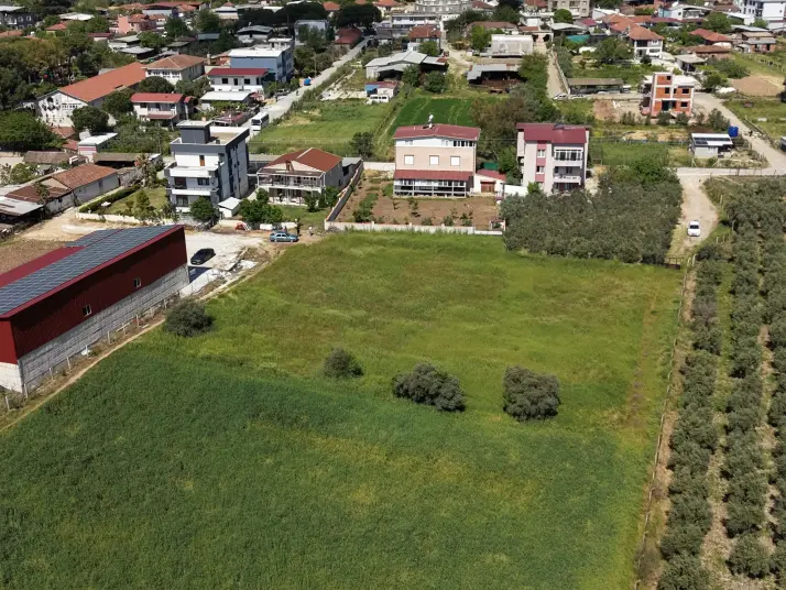 OĞLANANASINDA SATILIK TEKTAPU 2.950 M2 YATIRIMLIK İMAR İÇİNDE BAHÇE