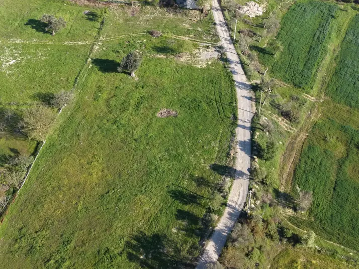 YENİKÖYDE SATILIK TEKTAPU 6.775 M2 MUHTEŞEM MANZARALI BAHÇE