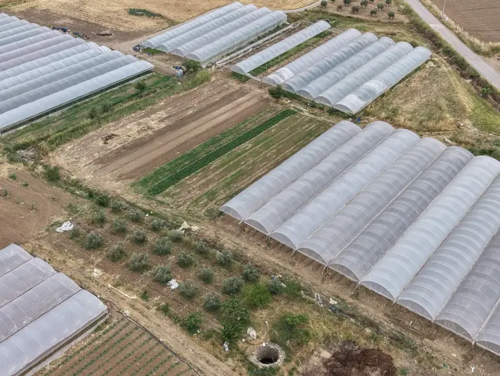 MENDERES SANCAKLIDA SATILIK TEKTAPU 1.078 M2 KÖYE YAKIN YATIRIMLIK BAHÇE
