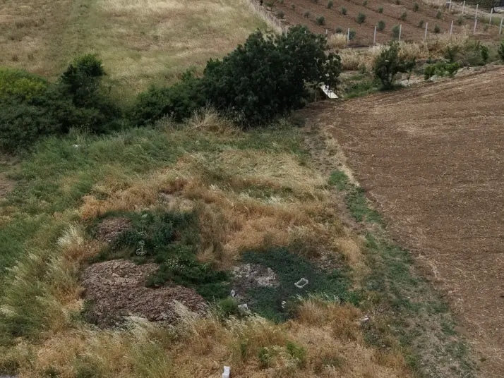 MENDERES SANCAKLIDA SATILIK TEKTAPU 1.078 M2 KÖYE YAKIN YATIRIMLIK BAHÇE