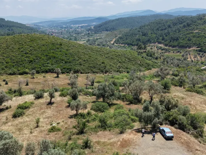 İZMİR ÇATALCADA SATILIK TEKTAPU 3.050 M2 KÖYE YAKIN MANZARALI YATIRIMLIK BAHÇE
