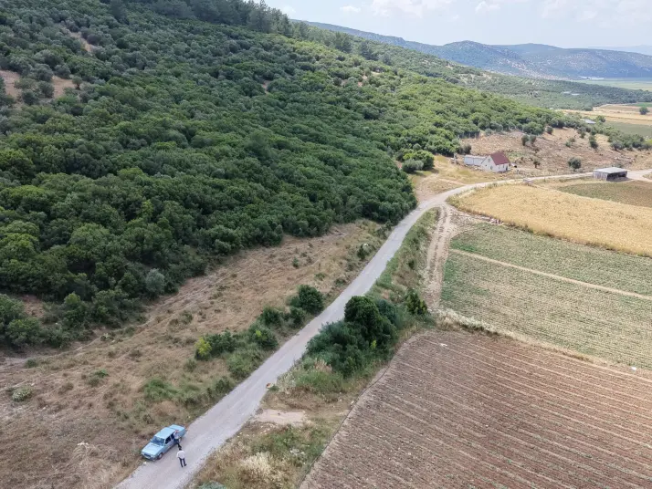 İZMİR ÇAKALTEPEDE SATILIK TEKTAPU 700 M2 SAHİLE YAKIN YATIRIMLIK BAHÇE