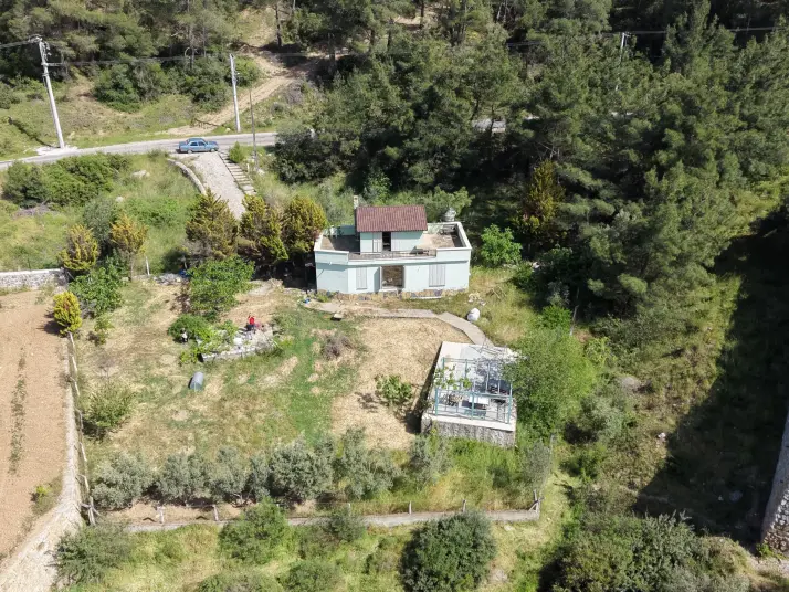 İZMİR ÇATALCADA SATILIK TEKTAPU 1.000 M2 GÖLE SIFIR RUHSATLI EV+ELEKTRİK+SU