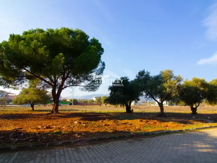 ORTAKLAR MAHALLESİ&#39;NDE SATILIK İMARLI ARSA