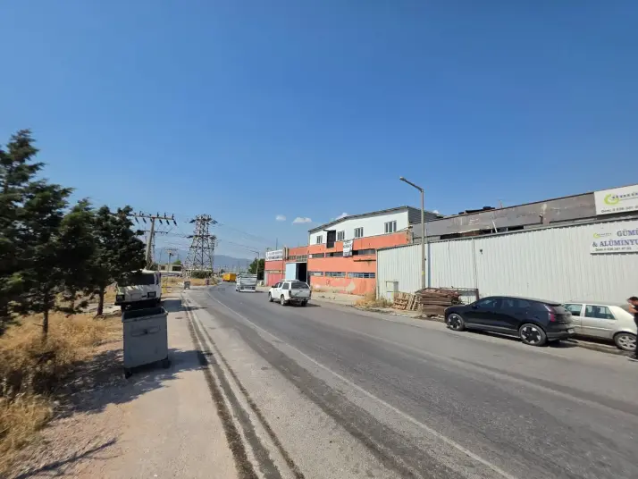 IŞIKKENT SATILIK BACALI 500M2 İŞYERİ