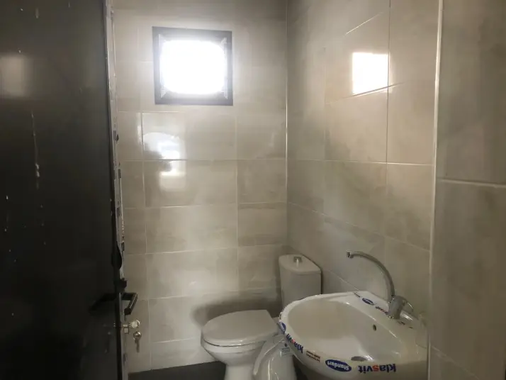 1334239401 İlanlar Menderes Kısık Sanayi Karşısı 250m2 Kiralık Depo