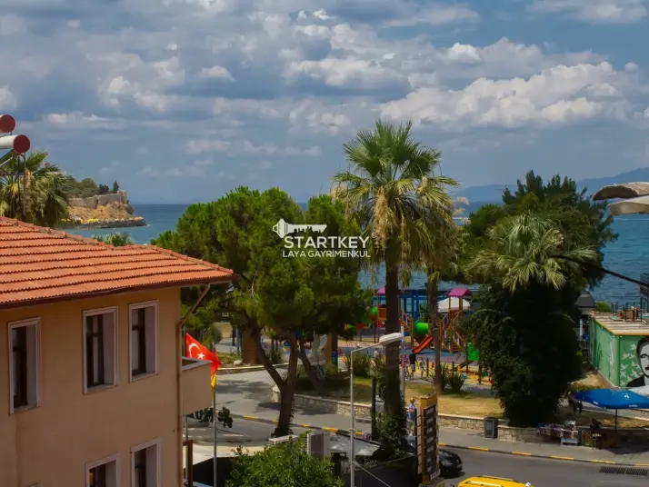 KUŞADASI EGE PORT KARŞISINDA 2 ADET SATILIK DAİRE