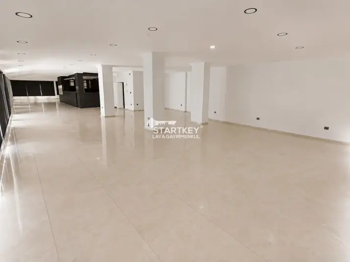 GÜMÜLDÜR&#39;DE SAHİLE 160 M 50 YATAK KAPASİTELİ RUHSATLI BUTİK OTEL