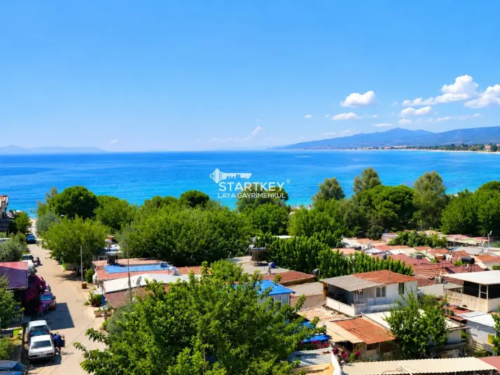 GÜMÜLDÜR&#39;DE SAHİLE 160 M 50 YATAK KAPASİTELİ RUHSATLI BUTİK OTEL