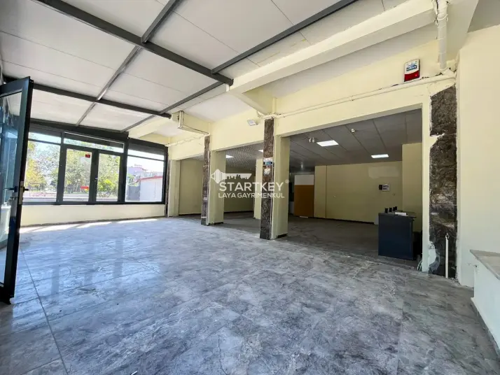 CUMHURİYET MAHALLESİNDE 168 M² GENİŞ KİRALIK DÜKKAN 