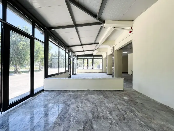 CUMHURİYET MAHALLESİNDE 168 M² GENİŞ KİRALIK DÜKKAN 