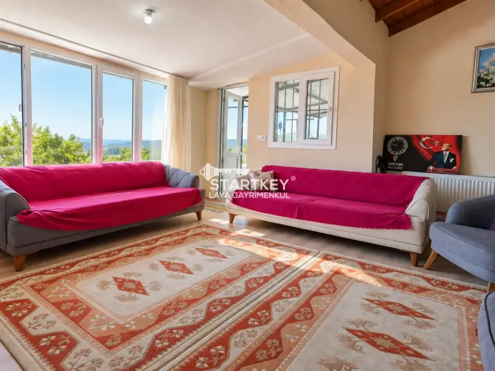 YAMAÇKÖY&#39;DE 15.505 M² İÇERİSİNDE ÜRETİM &#38; YAŞAM FIRSATI