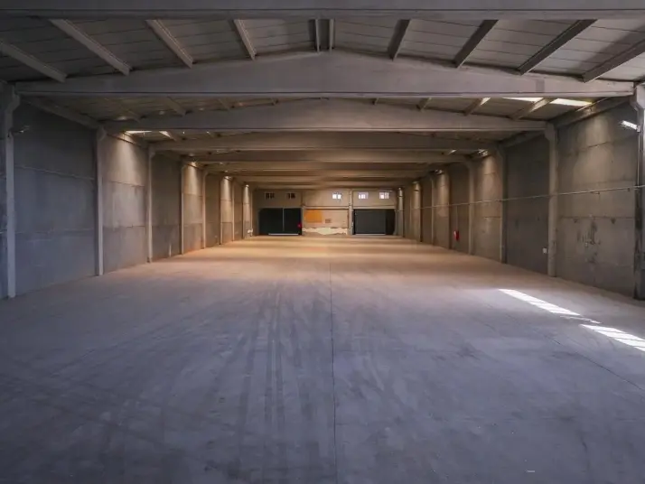 İZMİR MENDERES GÖRECE SİNTAÇ DEPOLARI 2.250 M²KİRALIK DEPO CB PH
